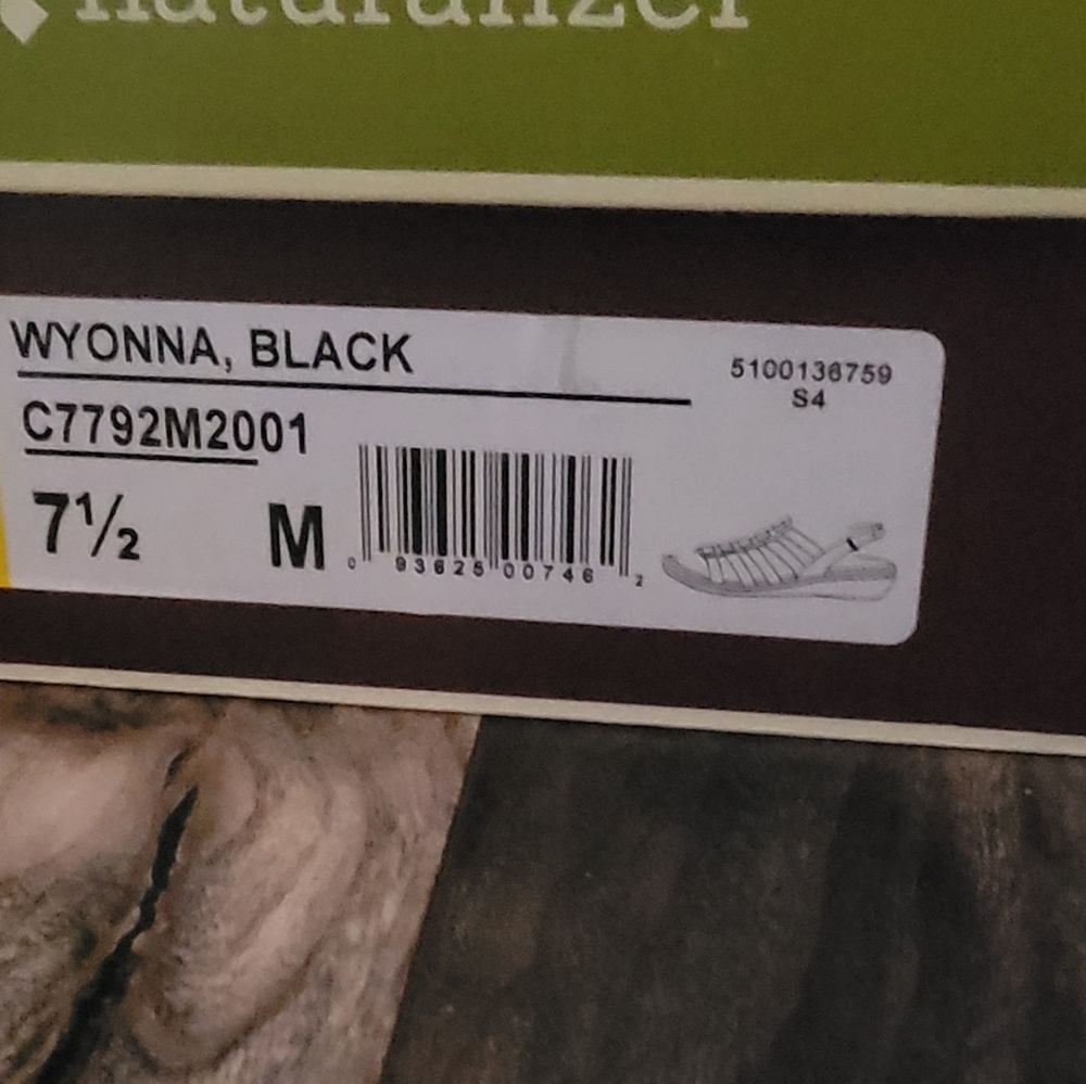 Naturalizer 7.5 M black shoe - Picture 4 of 4